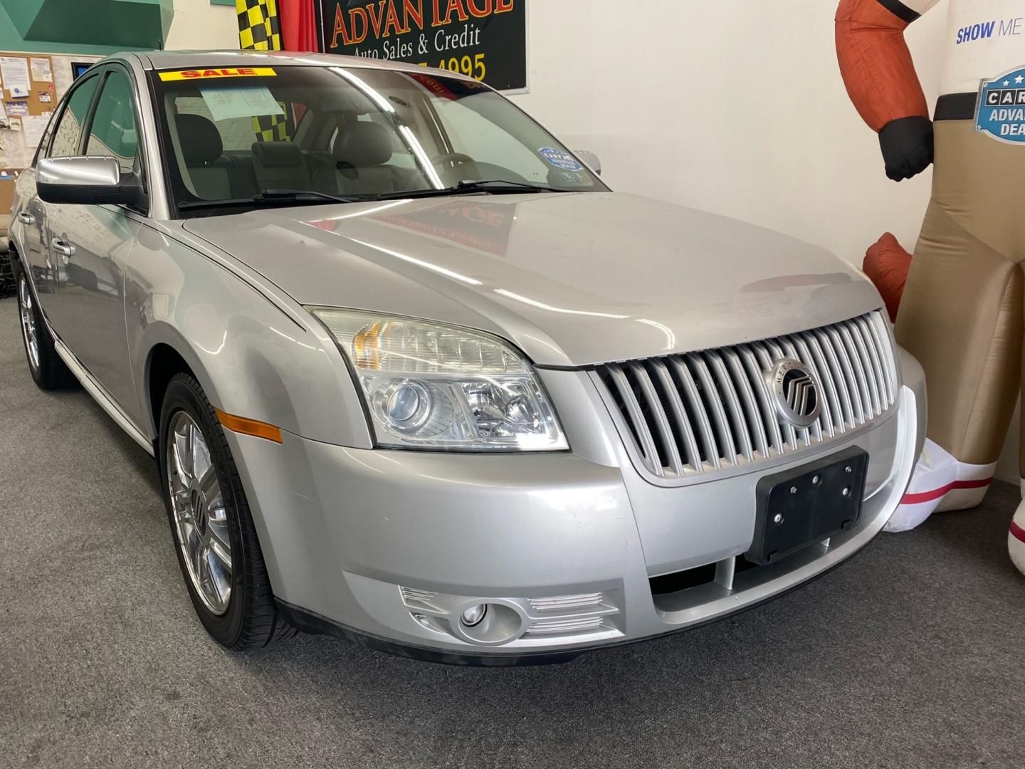 2009 SILVER /Gray Mercury Sable (1MEHM42W59G) , located at 533 S West End Blvd., Quakertown, PA, 18951, (877) 257-4995, 40.343994, -75.303604 - Photo#2